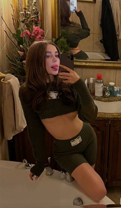 Lezbiyen yumruk sokma anal web kamerası83